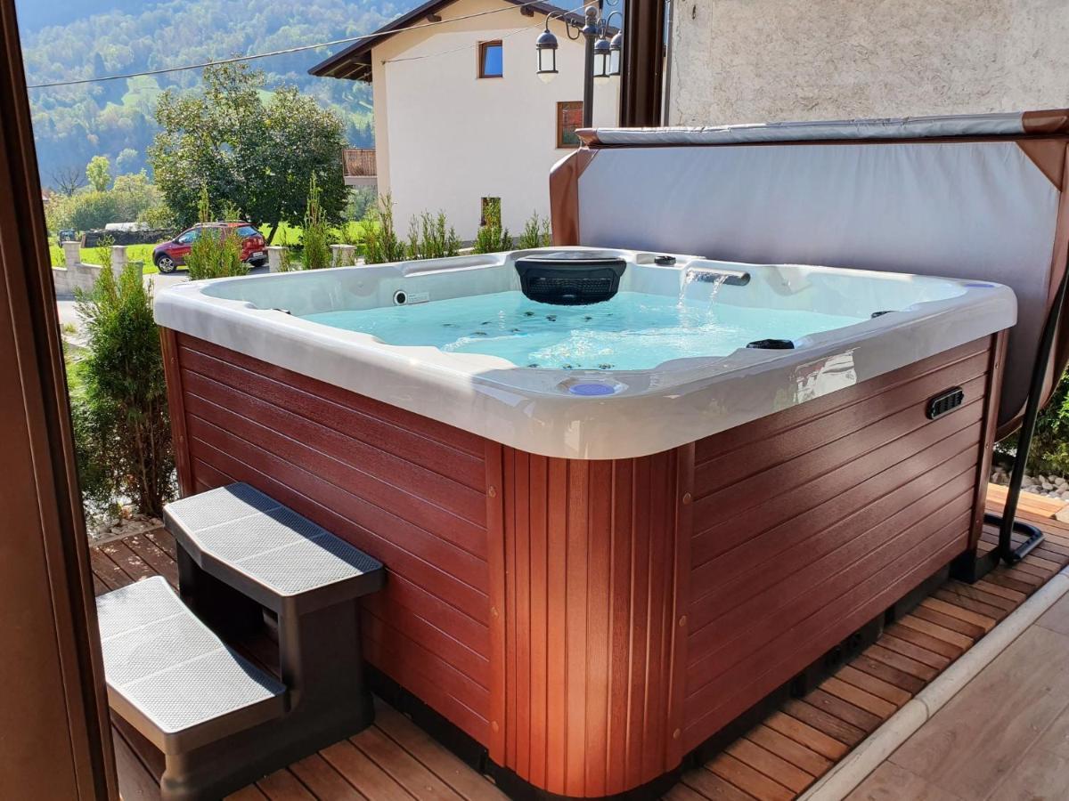 Hisa Bohinc Z Wellnessom Villa Tolmin Kültér fotó
