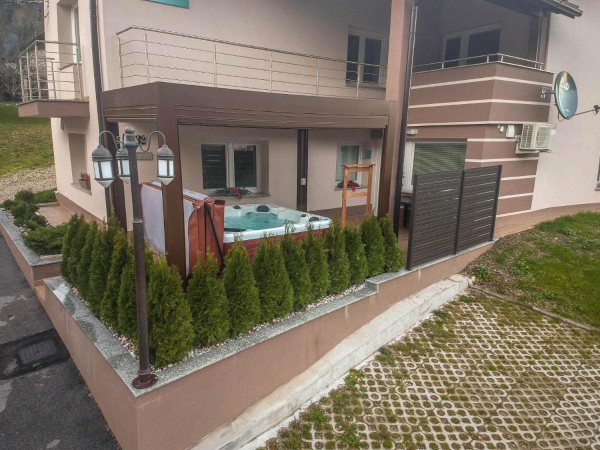 Hisa Bohinc Z Wellnessom Villa Tolmin Kültér fotó
