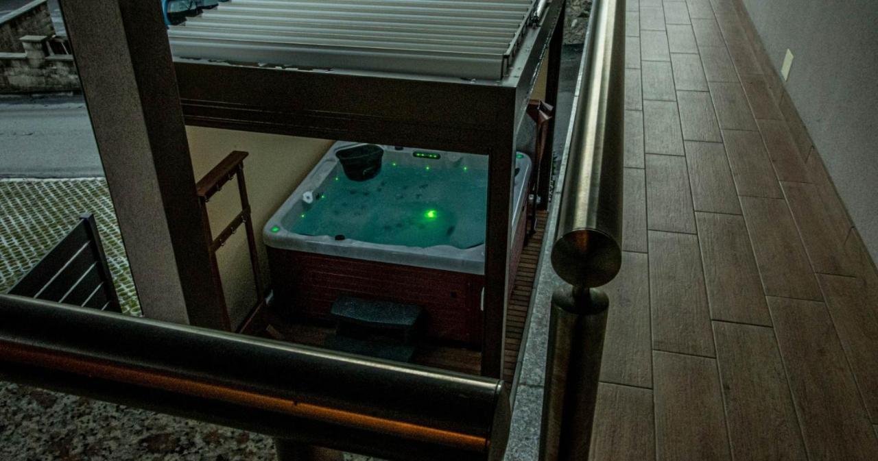 Hisa Bohinc Z Wellnessom Villa Tolmin Kültér fotó